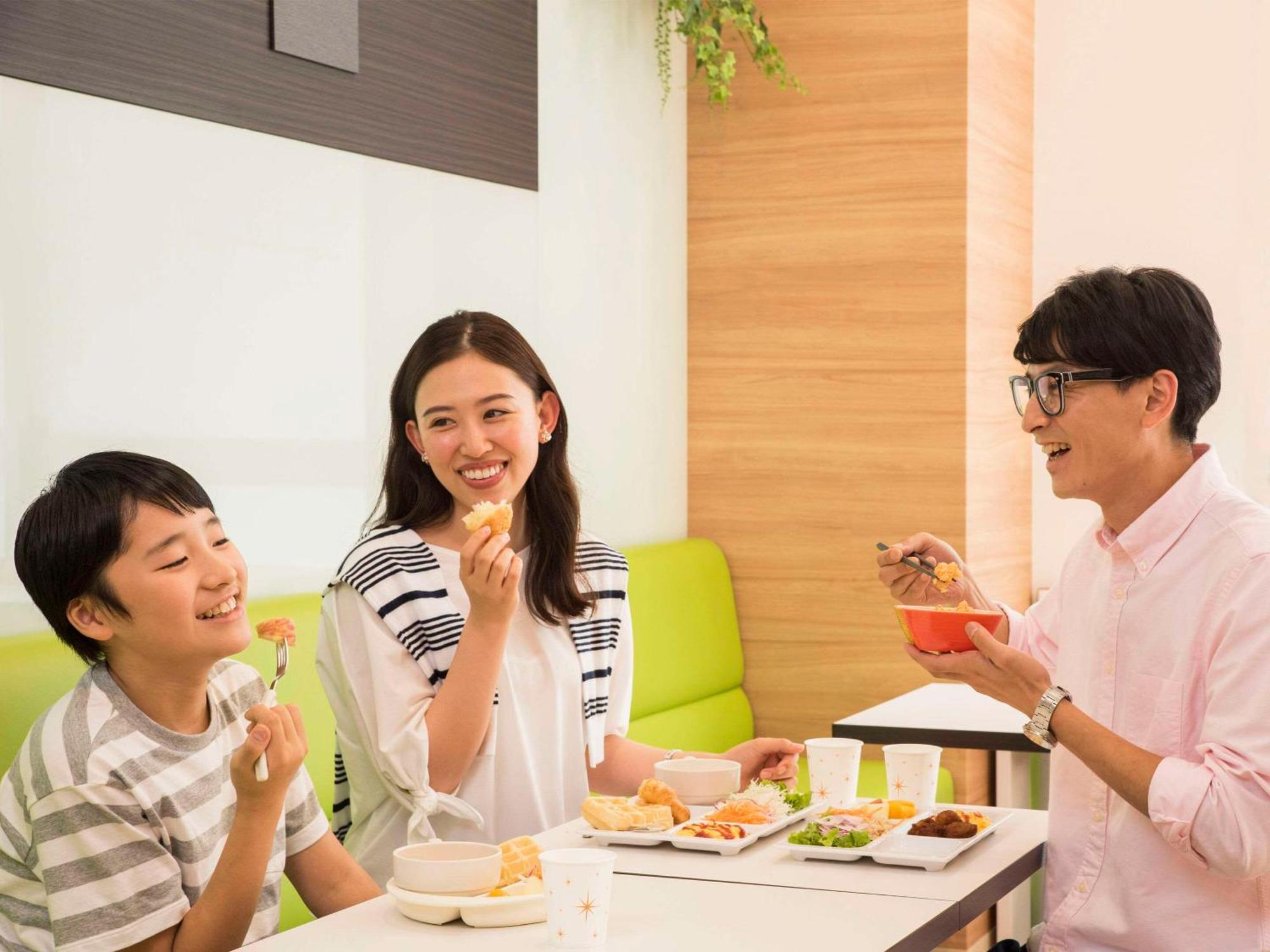 컴포트 호텔 와카야마 외부 사진
